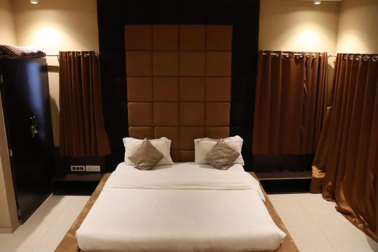 Trident Villas & Holidays Igatpuri Exterior photo